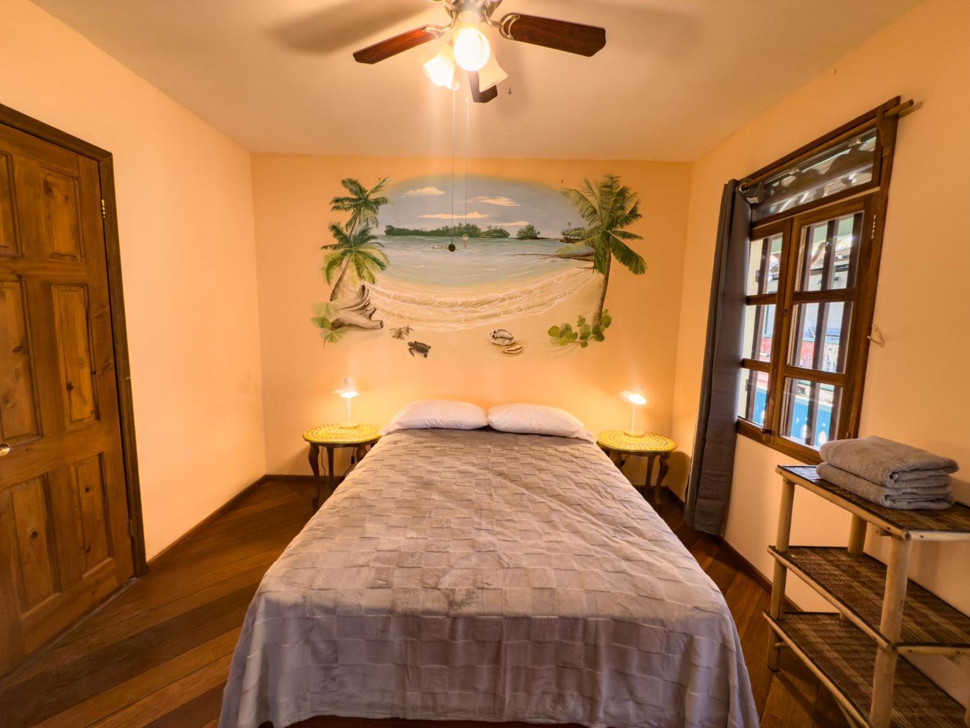 Bed & Breakfast Saigon Bay 2*